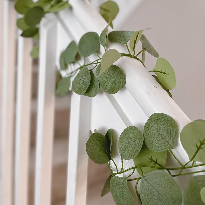 CQURE 8Pcs Eucalyptus Garland,Artificial Eucalyptus Leaves Table Greenery Garland Wreath Spring Vines for Wedding Party Table Bedroom Wall Room Decor - Image 9