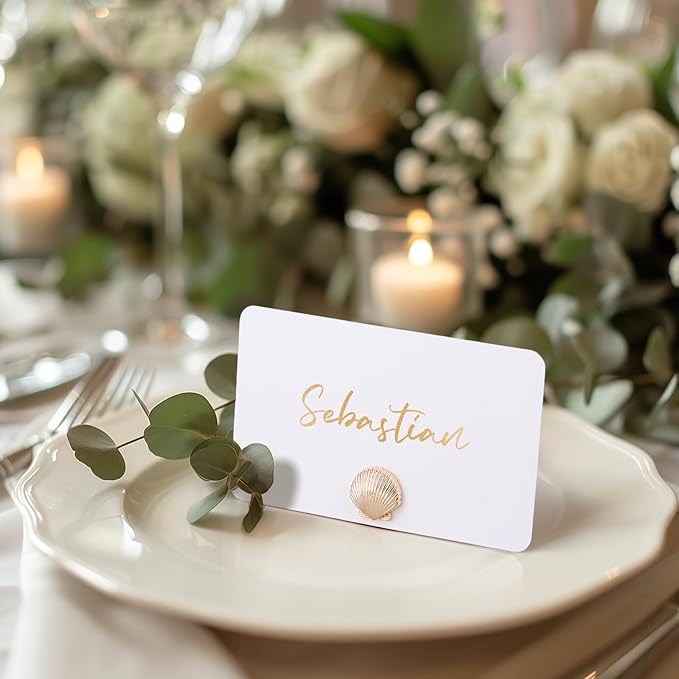 UNIQOOO 12Pcs Decorative Gold Shell Place Card Holders Bulk, Scallop Name Card Stands Set, for Beach Wedding Decor Coastal Favors, Table Setting, Business Card, Name Tag, Party Food Labels
