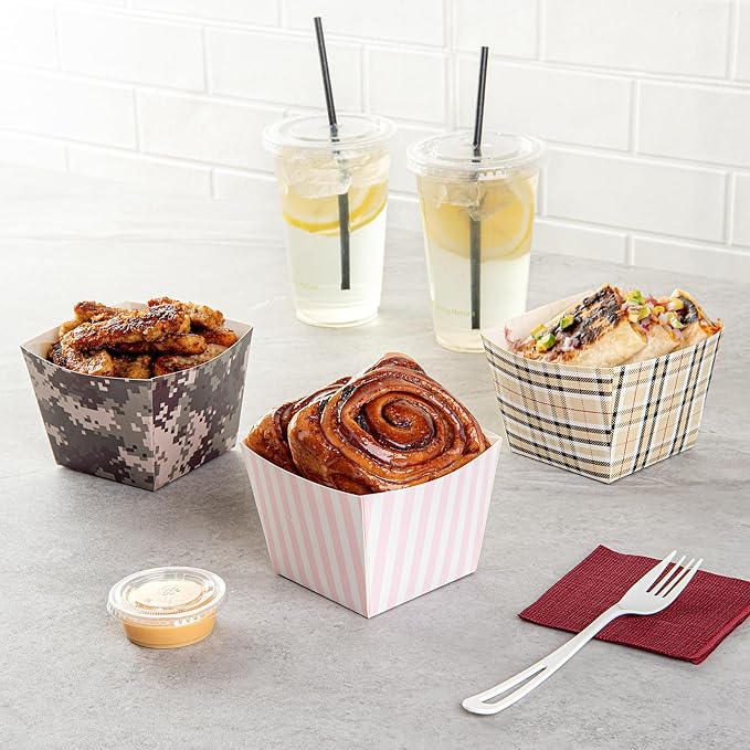 Restaurantware-Bio Tek 4.3 x 4.3 x 3.2 Inch Snack Boxes, 200 PE Coating Treat Boxes - Sturdy, Disposable, Pink And White Paper French Fry Box, Open Top, Striped Design - Image 9
