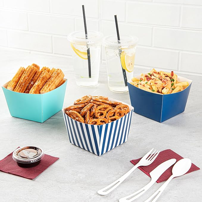 Restaurantware Bio Tek 5.3 x 5.3 x 3.3 Inch Popcorn Boxes 200 Square Mini Treat Boxes - Open-Top Design Grease Impermeable Blue And White Paper Party Favor Containers Disposable Versatile - Image 8